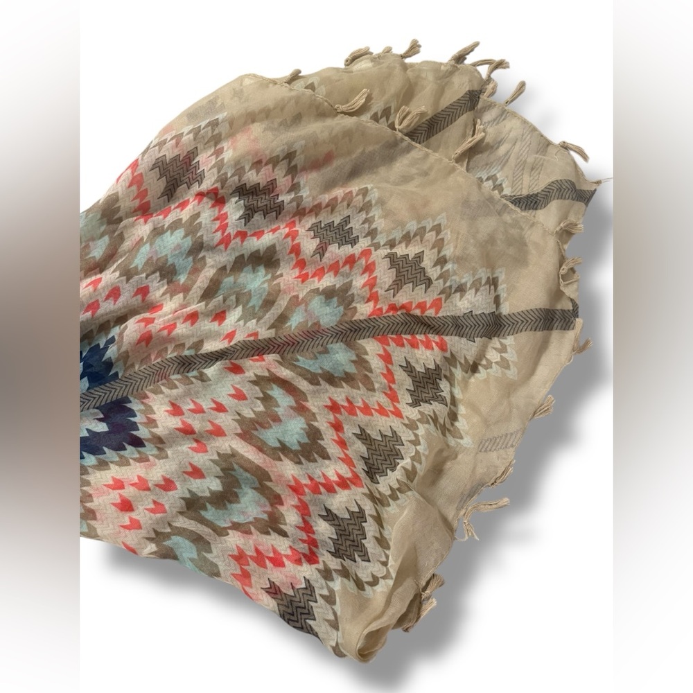 Patterned Tan Fringe Scarf